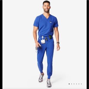 NWT FIGS Mens Jogger Scrub Pants & Top Winning Blue L